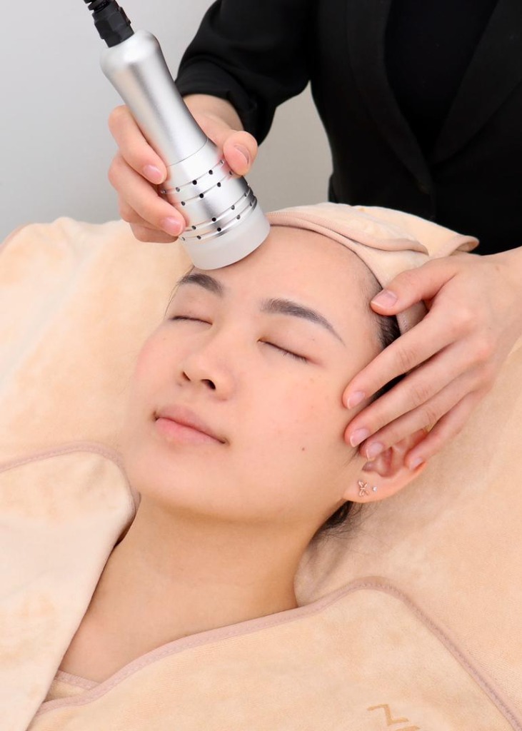 Ultrasound Facial Treatment - Image 1